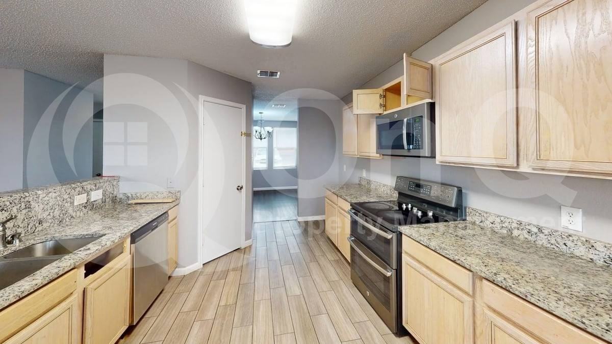 1309 Dawson Way - Photo 4 of 10