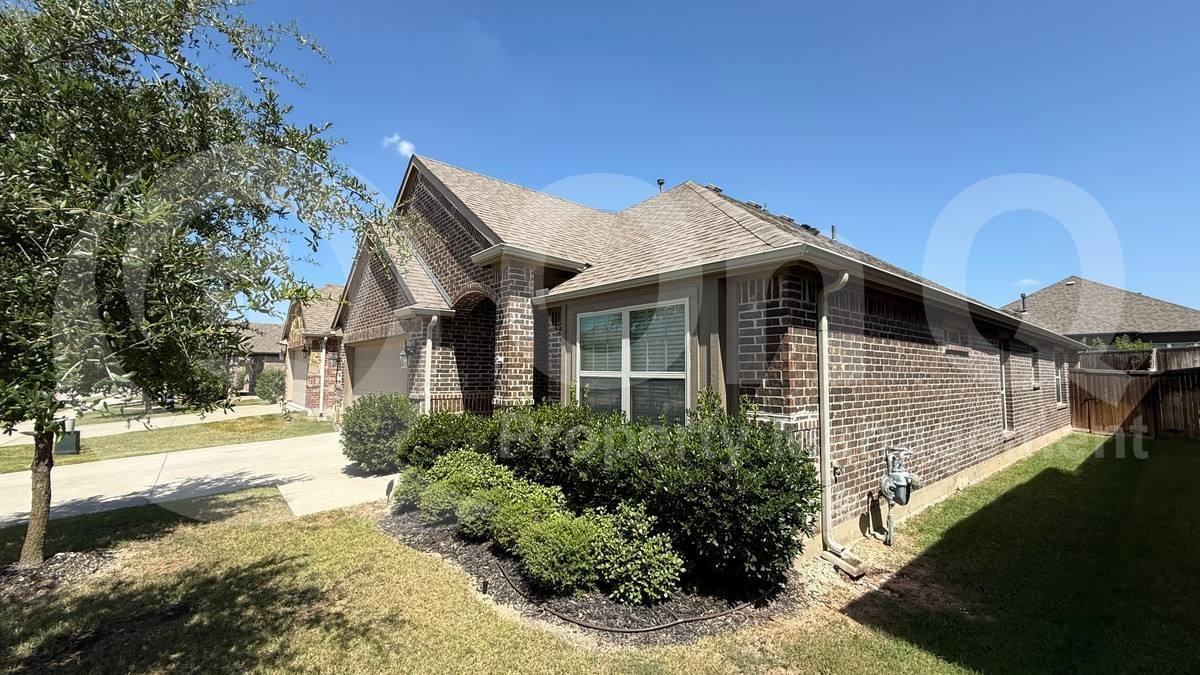 617 Brock Dr - Photo 3 of 10