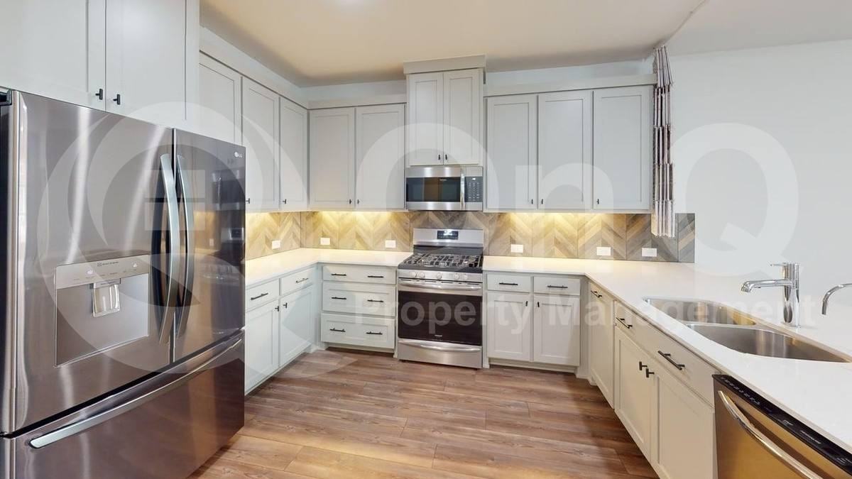 12926 Leopold Trl - Photo 3 of 10