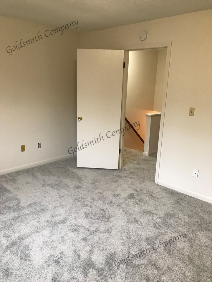 218A Cavalier Dr - Photo 7 of 8