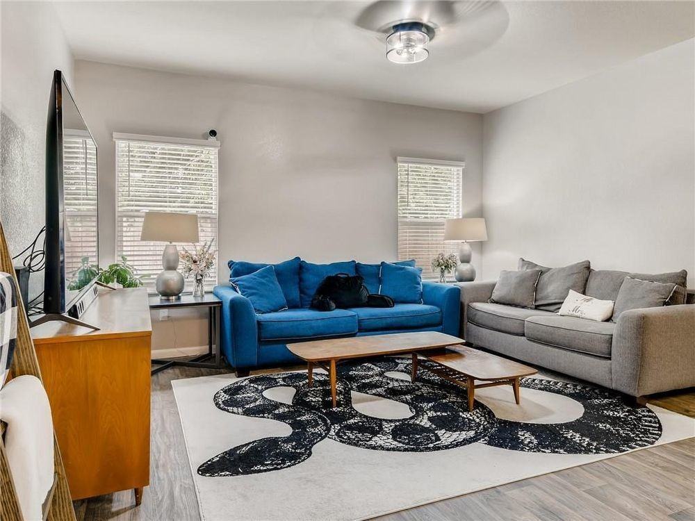 471 Cibolo Creek Dr - Photo 5 of 26