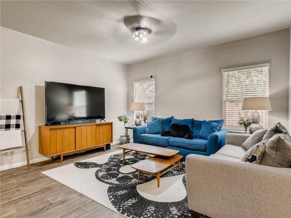 471 Cibolo Creek Dr - Photo 6 of 26