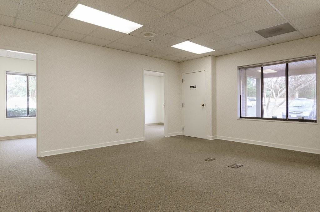 3705 Latrobe Dr #310 - Photo 4 of 16