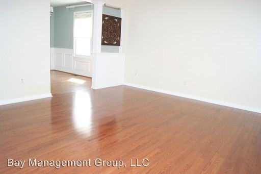 7803 Mallow Ct - Photo 3 of 29