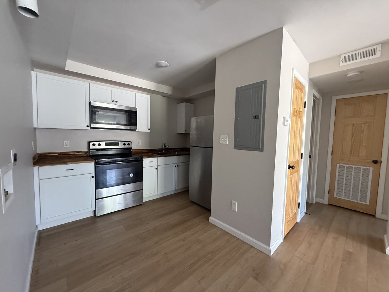 2980 Sevier Ave #D1 - Photo 3 of 10