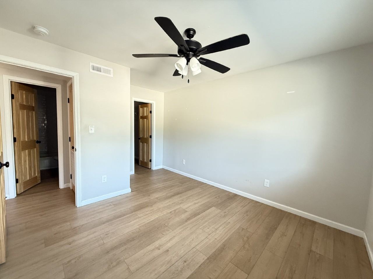 2980 Sevier Ave #D1 - Photo 4 of 10