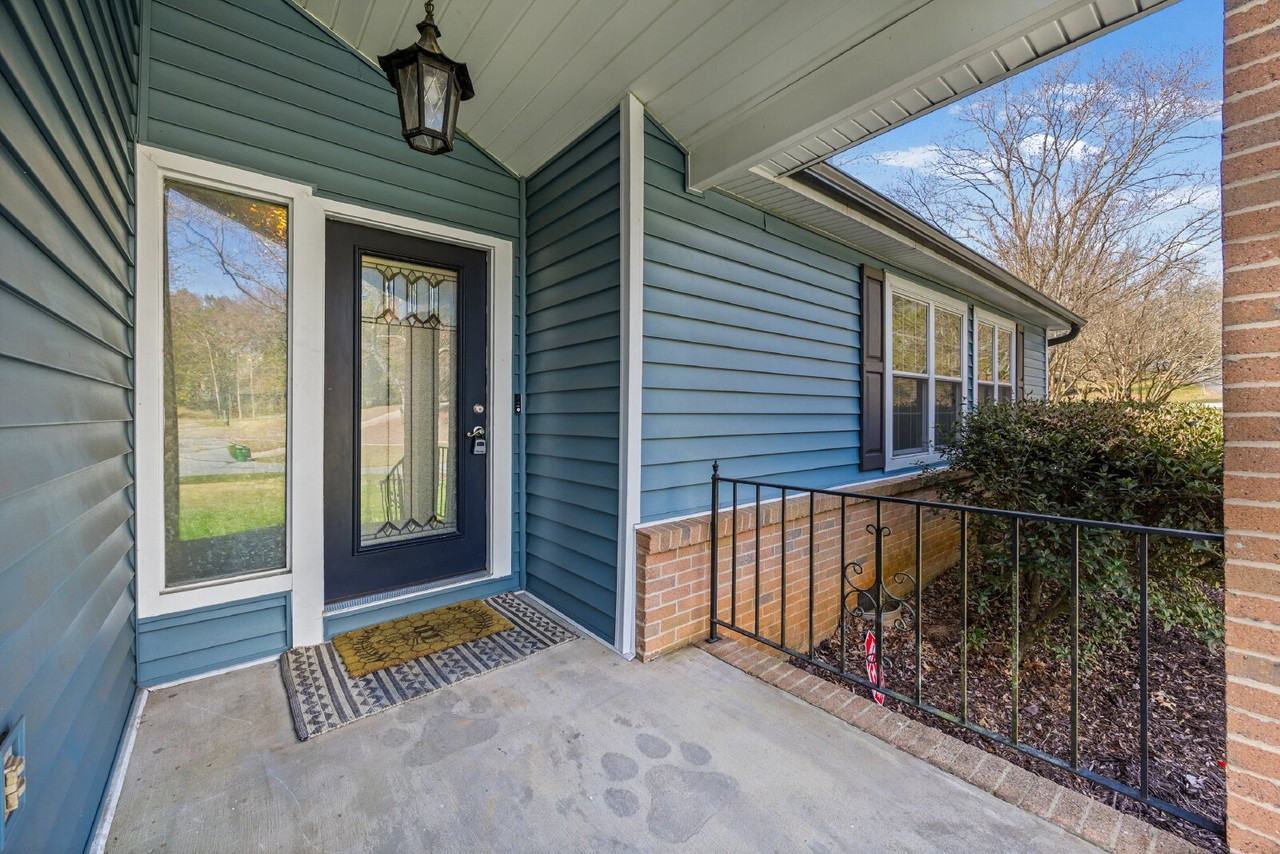 11501 Winding Way Rd - Photo 2 of 31