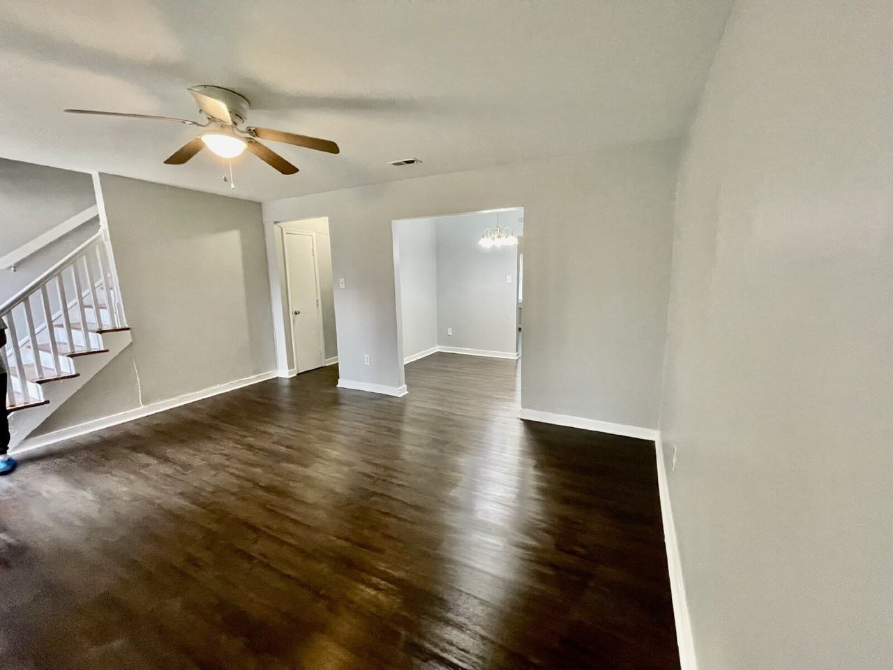 3401 Chalfont Dr - Photo 2 of 10