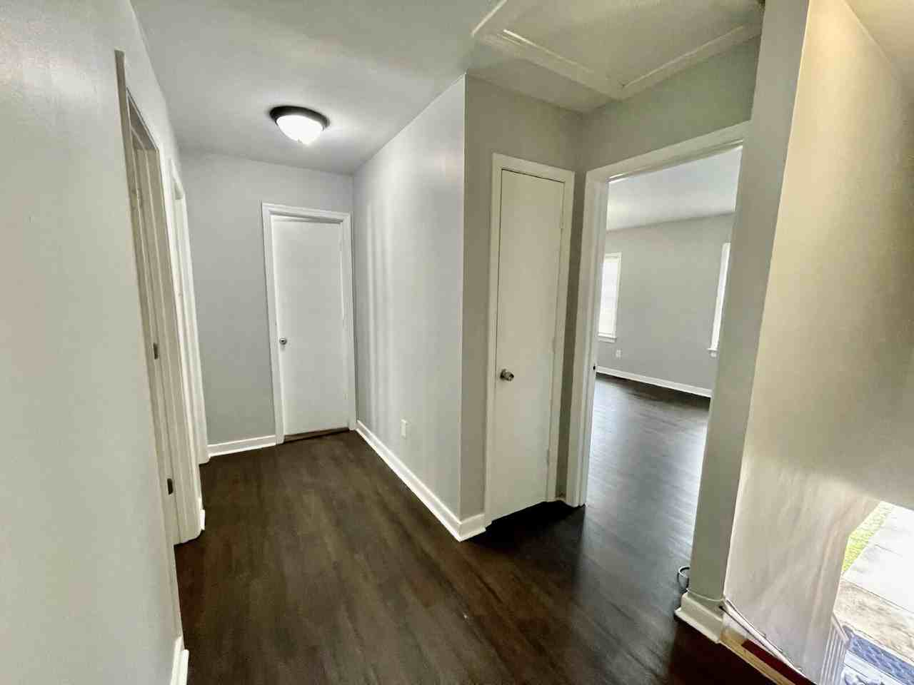 3401 Chalfont Dr - Photo 6 of 10