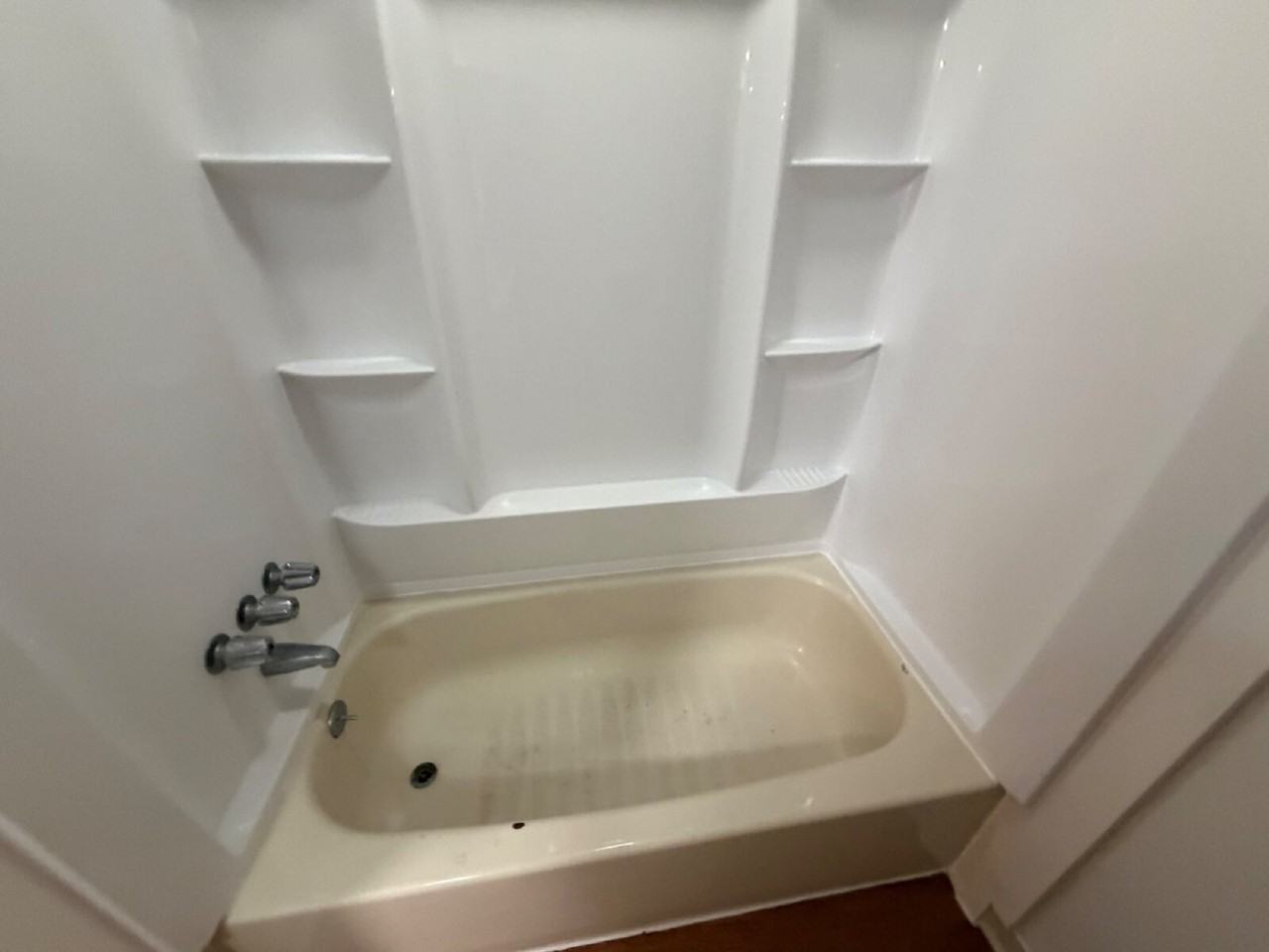 1202 Jamestown Way - Photo 7 of 28