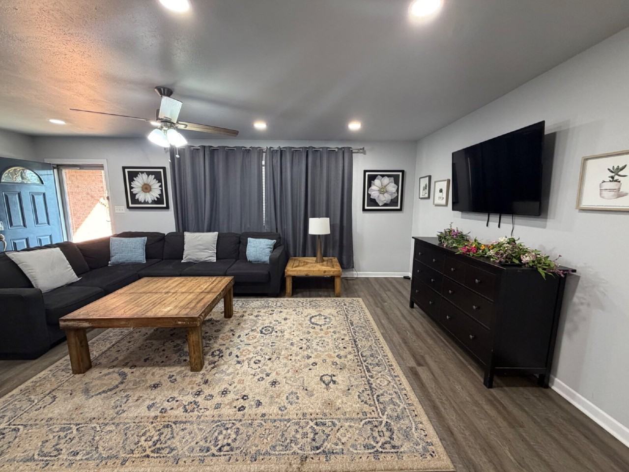 3706 41st St - Photo 3 of 22