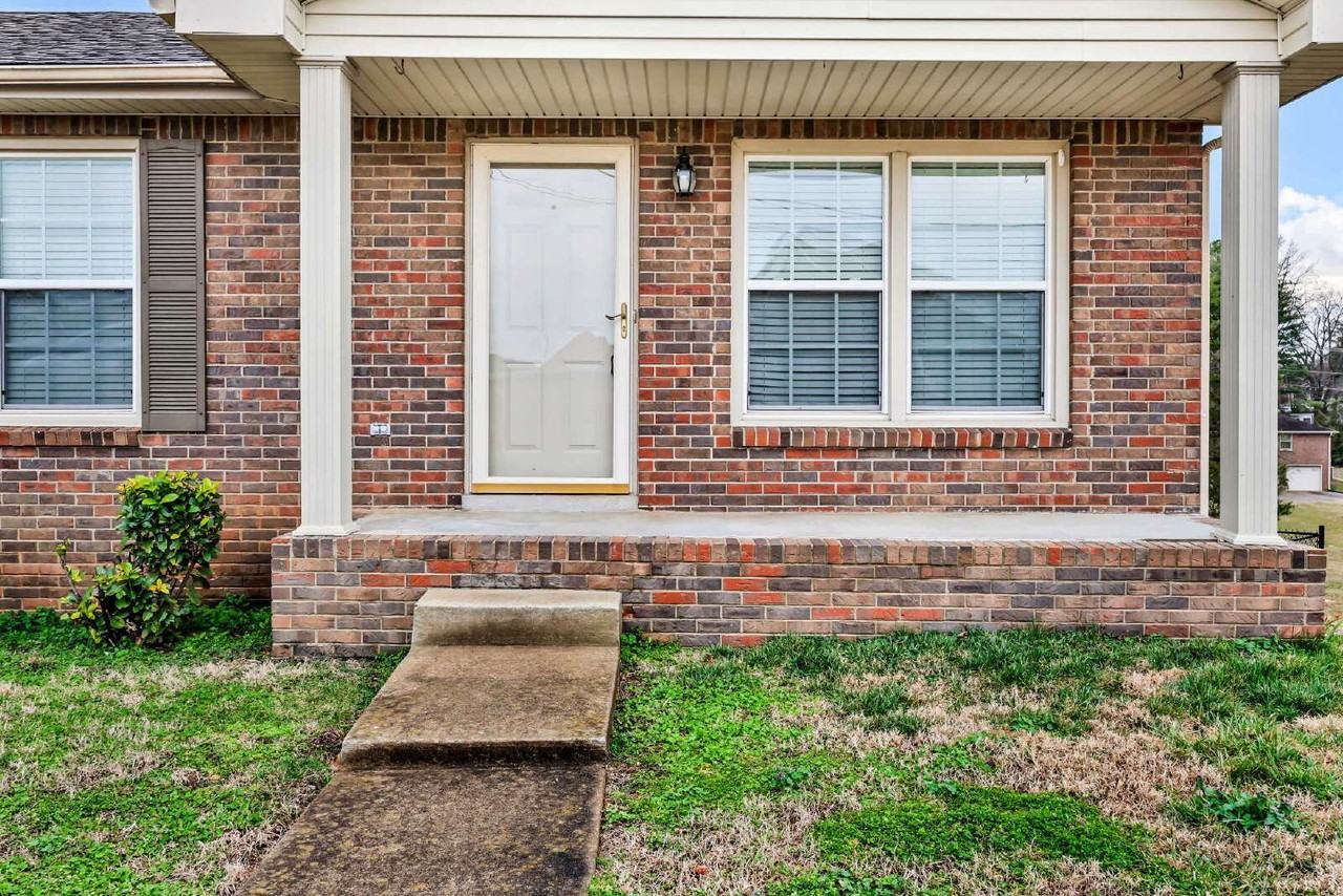 2546 Memorial Drive Ext - Photo 2 of 34