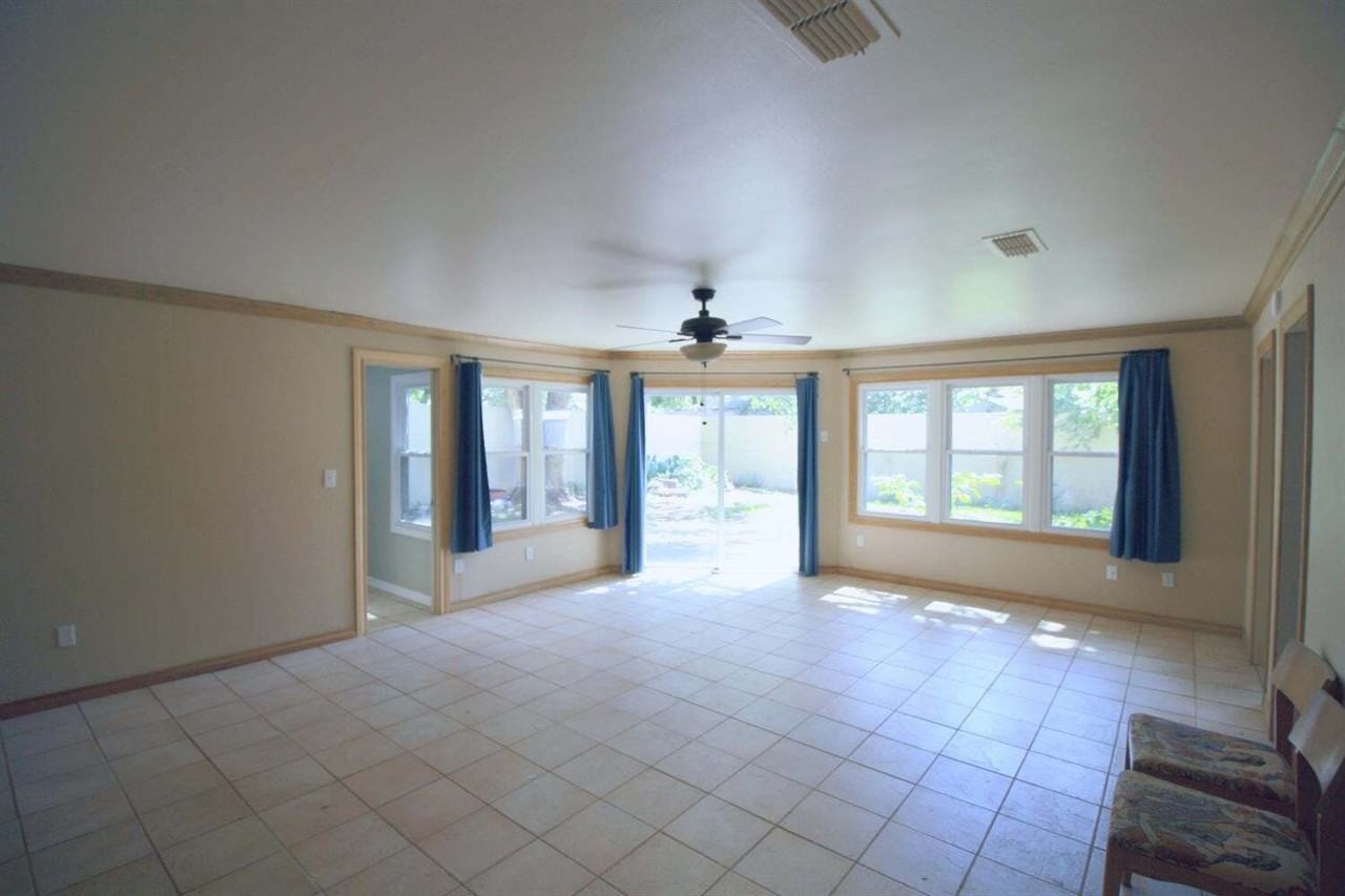 2611 28th St - Photo 6 of 23