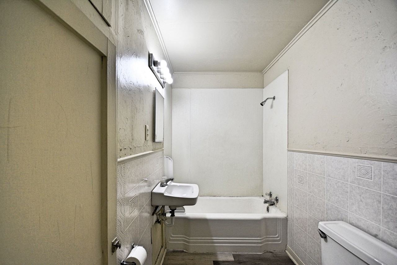 875 Porter St - Photo 4 of 22