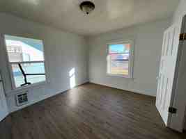 featured image of 709 E St #1