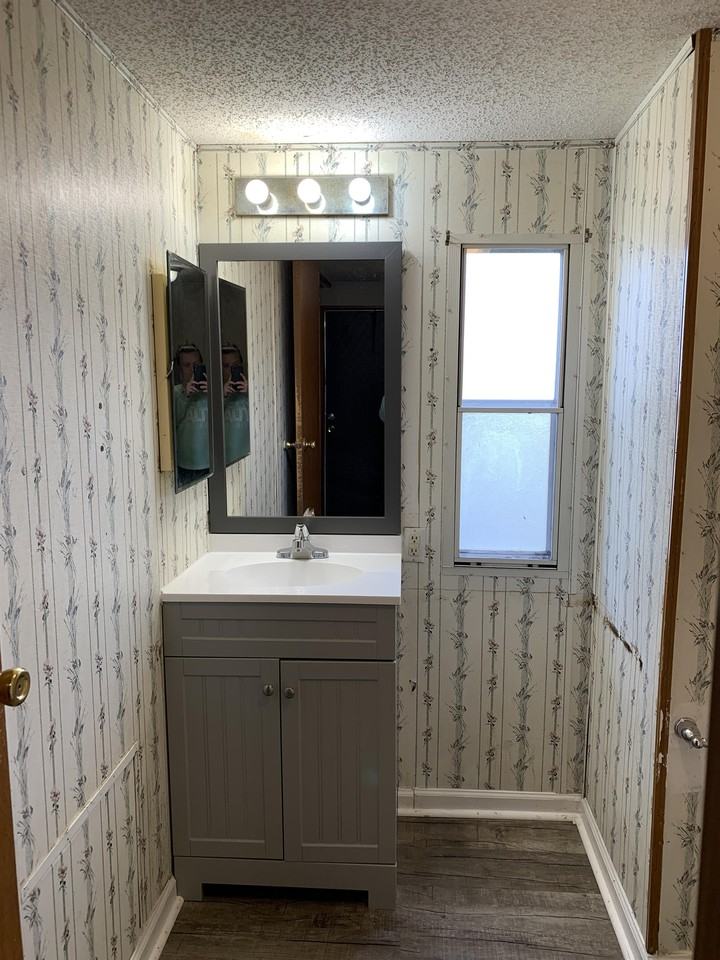 319 Belew St - Photo 2 of 13