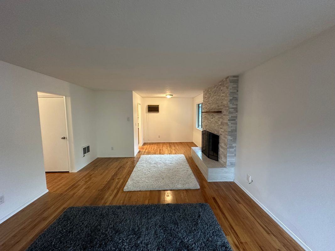 3717 Se Mall St ##A - Photo 2 of 13