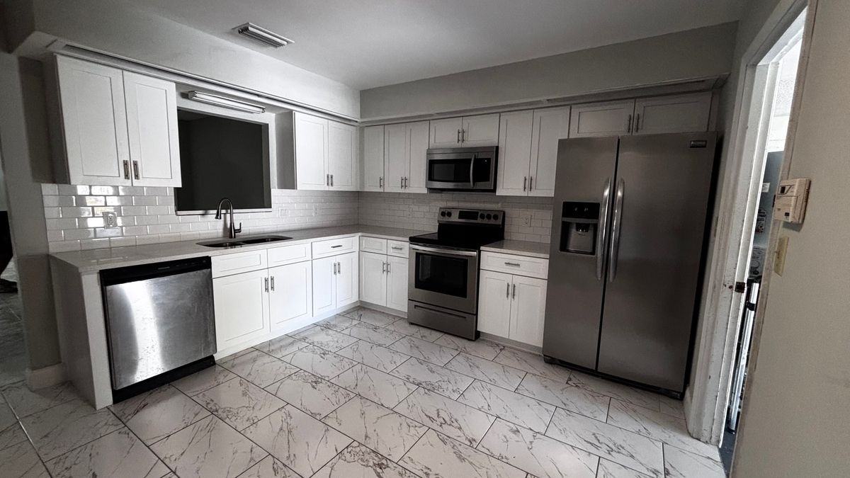 1650 Hays St Nw - Photo 3 of 6