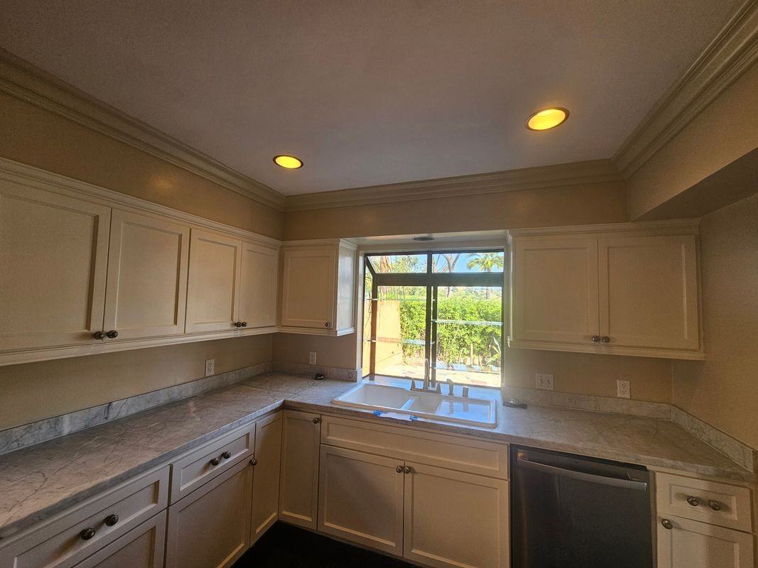 4804 Hillsdale Dr - Photo 6 of 45