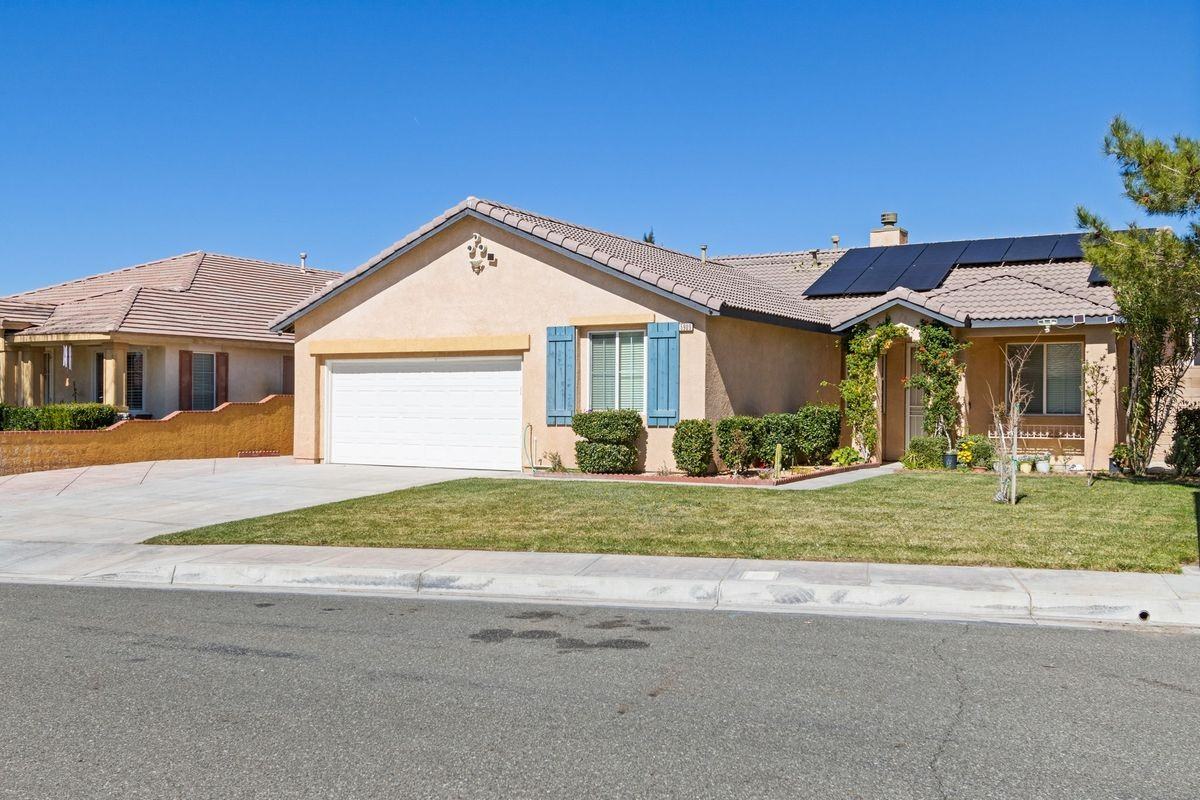 5909 Viking Way - Photo 3 of 30