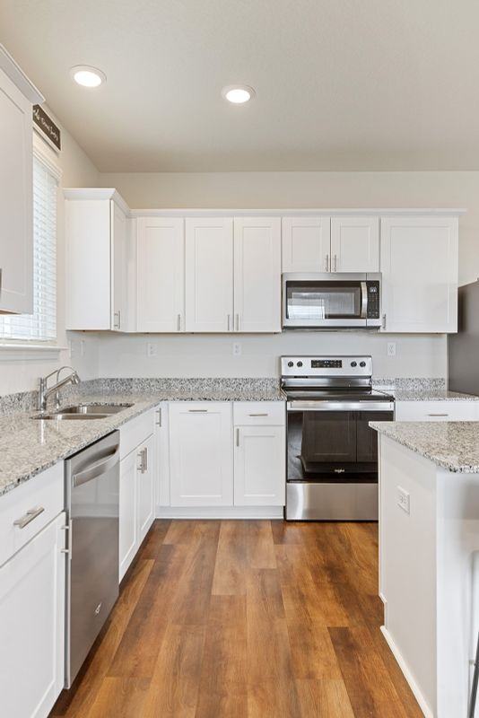 510 Autumn Rouge - Photo 2 of 42