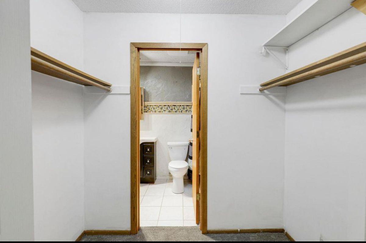 8316 Hampshire Ave N - Photo 3 of 12