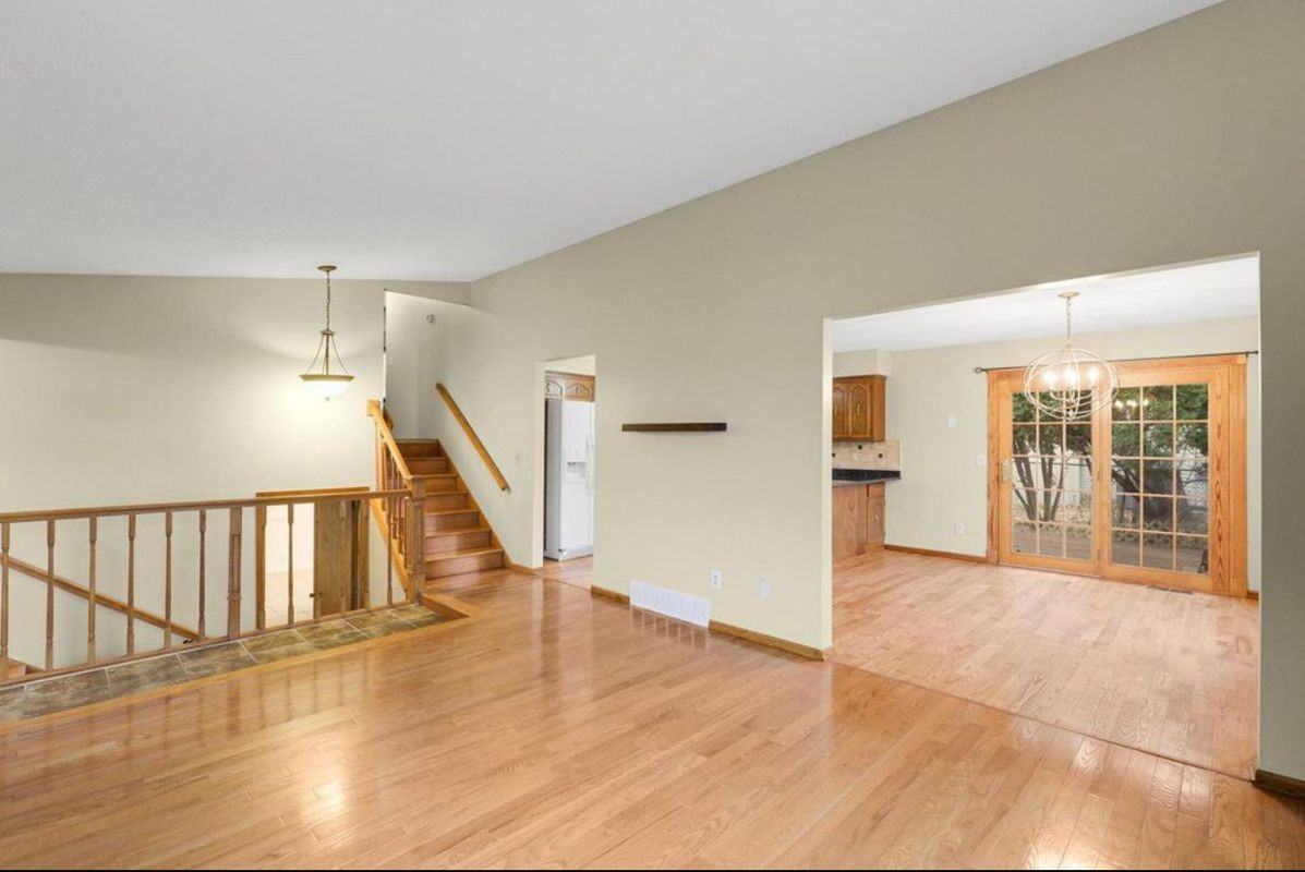 8316 Hampshire Ave N - Photo 4 of 12