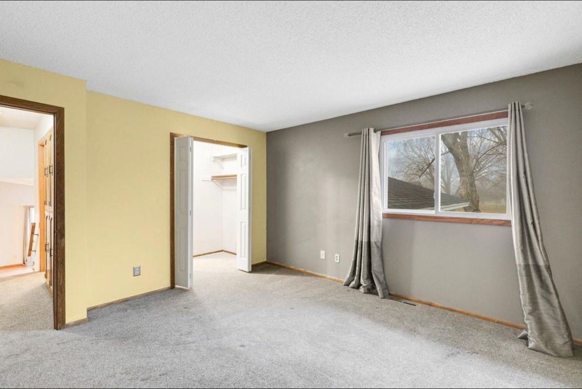 8316 Hampshire Ave N - Photo 7 of 12