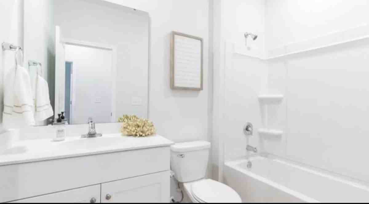 90 Hydrangea Way - Photo 5 of 9