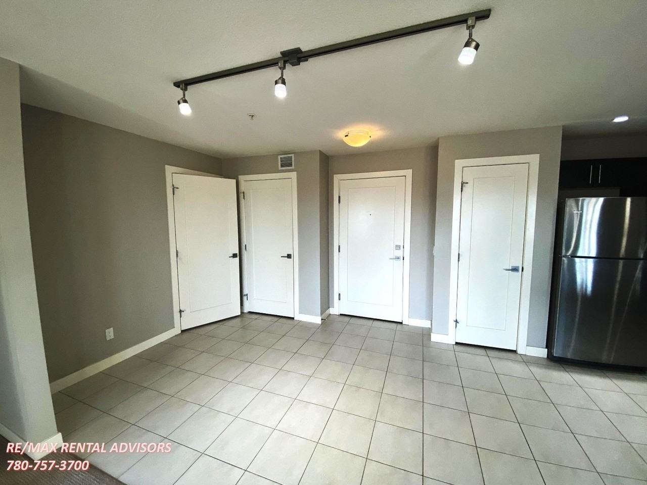 1031 173 St Sw - Photo 6 of 28