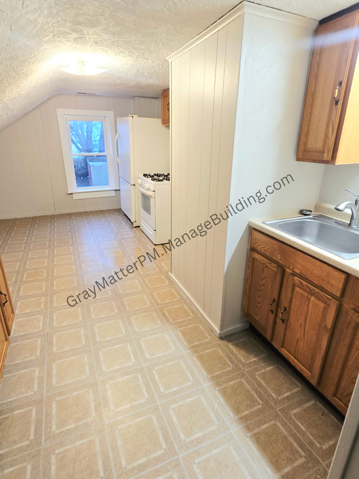 249 W 29th St - Photo 7 of 11