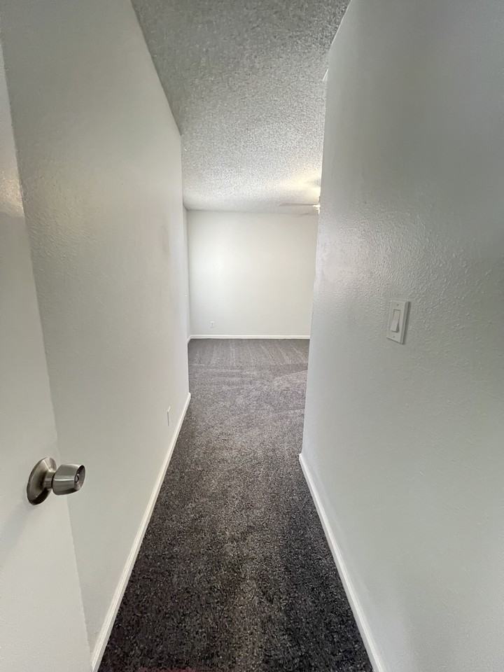 3793 Rock Island Dr - Photo 3 of 22