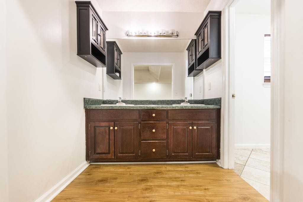 4691 Donnan Rd - Photo 3 of 10