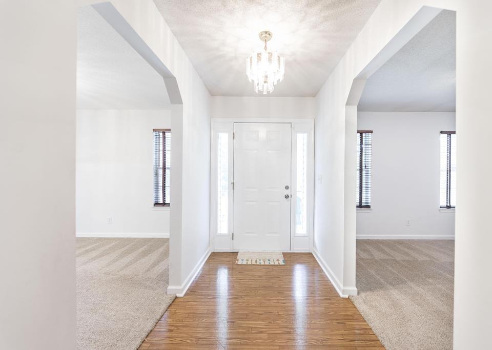 4691 Donnan Rd - Photo 5 of 10