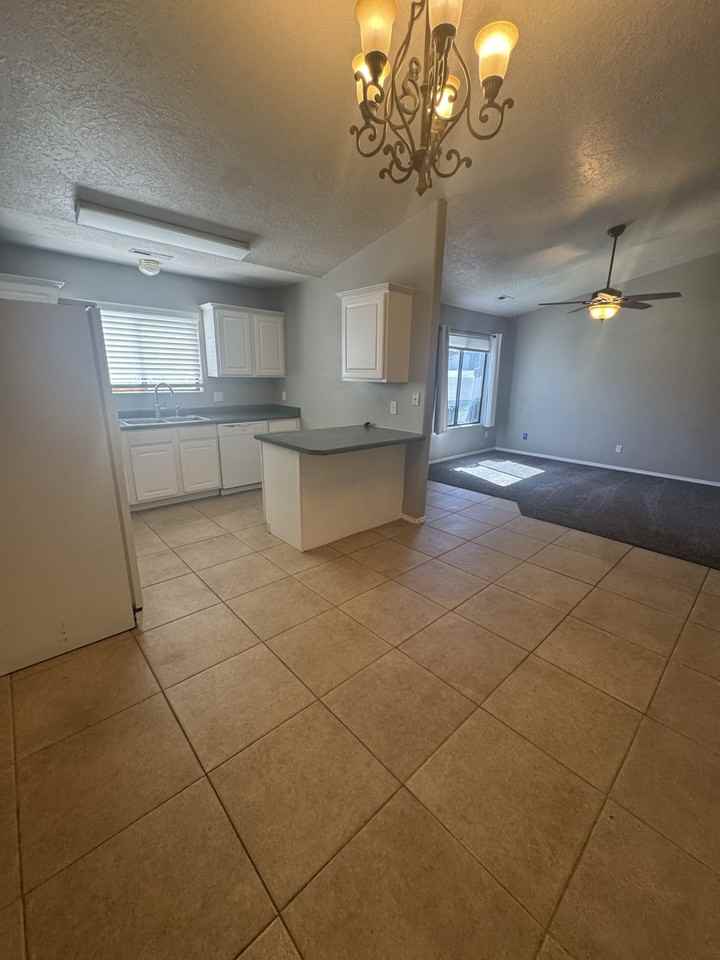 1055 Nw Circle #2 - Photo 2 of 24