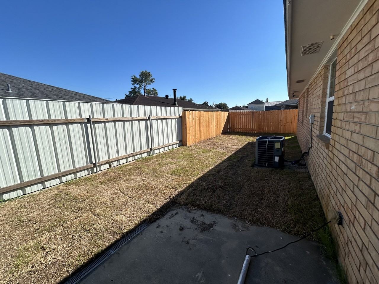 3301 Pecan Dr #1 - Photo 4 of 24