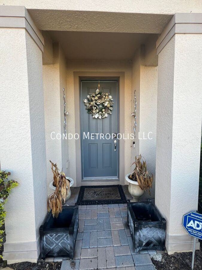 1608 Regal River Cir - Photo 3 of 18