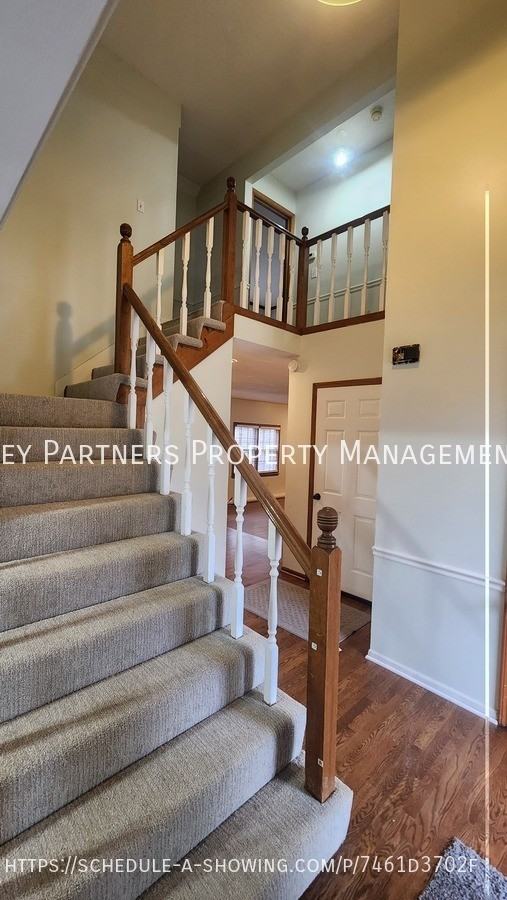 7717 W 112th St - Photo 2 of 17