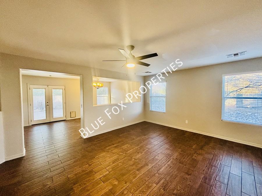 5858 E Sanderling Dr - Photo 2 of 23