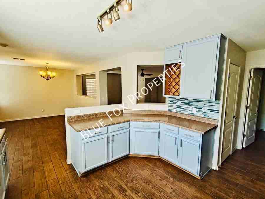 5858 E Sanderling Dr - Photo 7 of 23