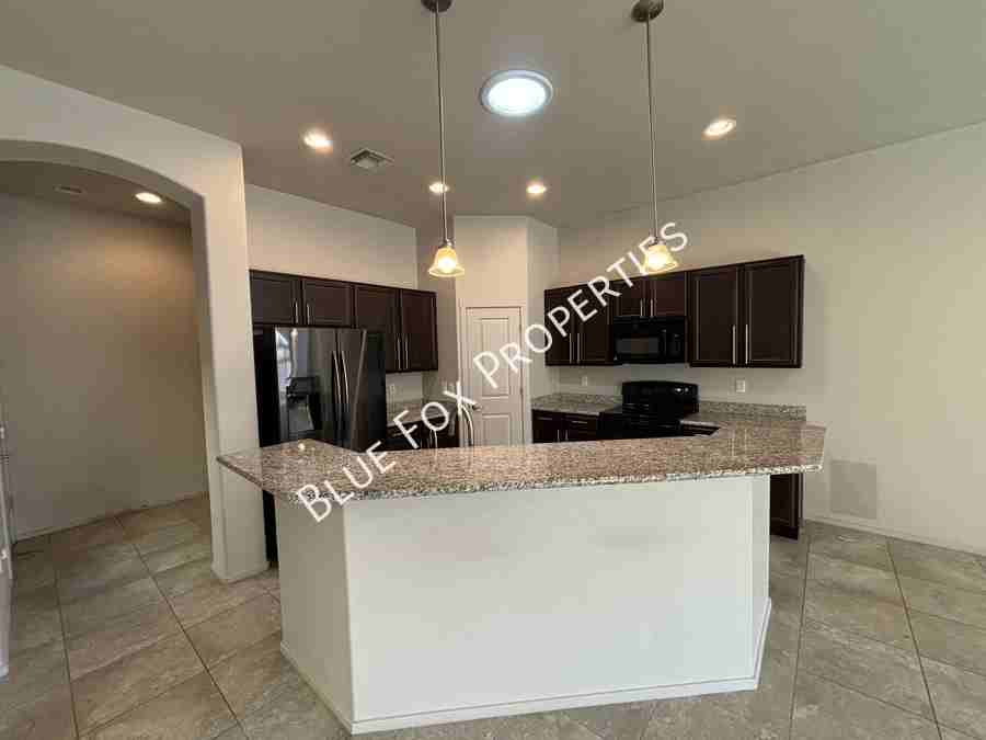8754 E Perry Park Cir - Photo 2 of 23