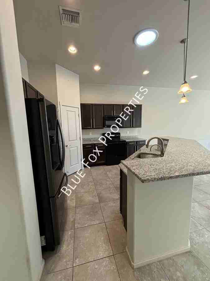 8754 E Perry Park Cir - Photo 3 of 23