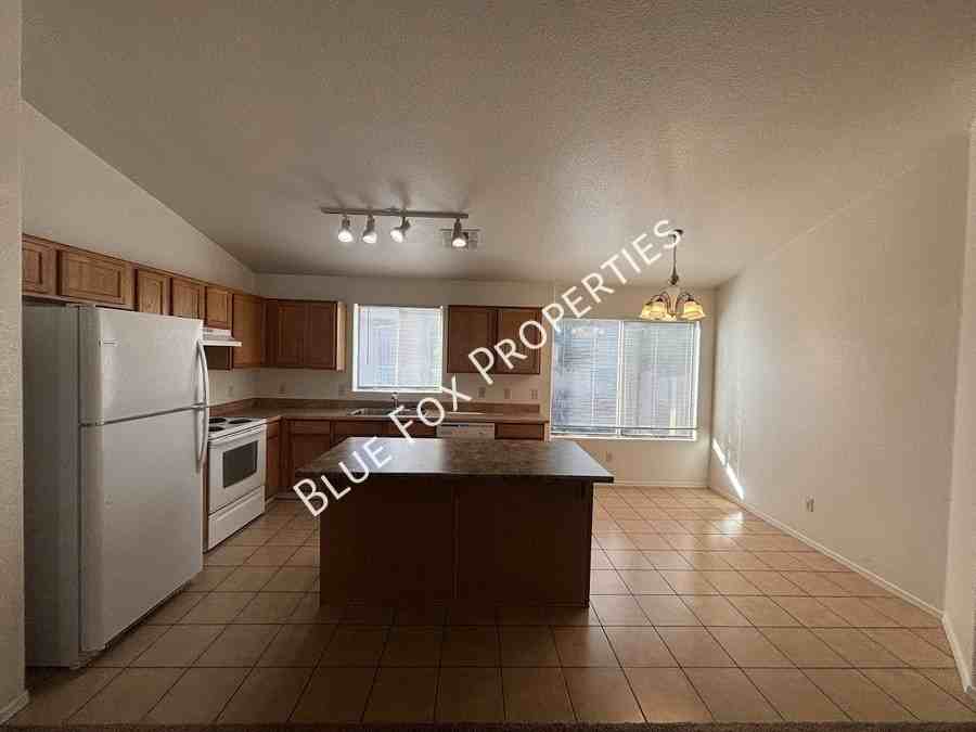6334 S Acacia Desert Ave - Photo 3 of 23