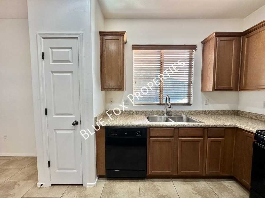 12830 N Fox Hollow Dr - Photo 7 of 21