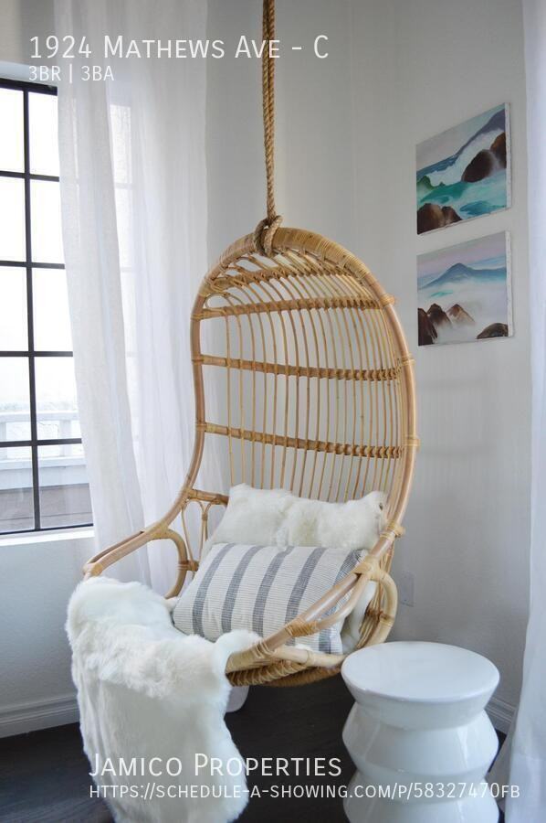 1924 Mathews Ave #C - Photo 3 of 30