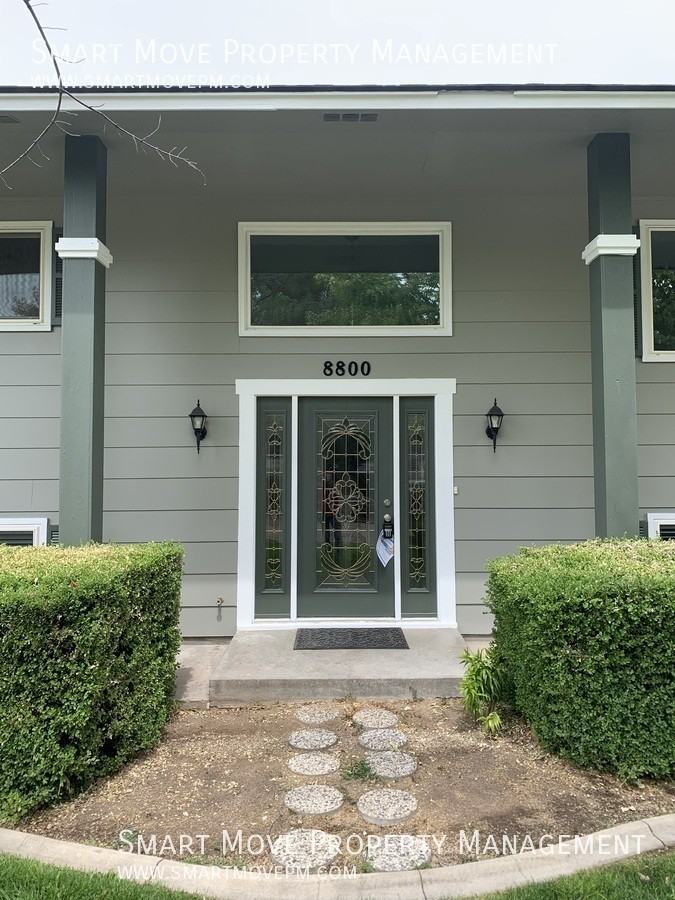 8800 W Craydon Dr - Photo 2 of 25