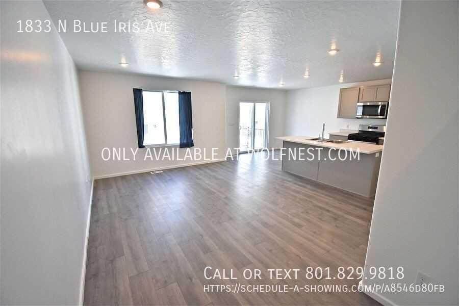 1833 N Blue Iris Ave - Photo 4 of 45