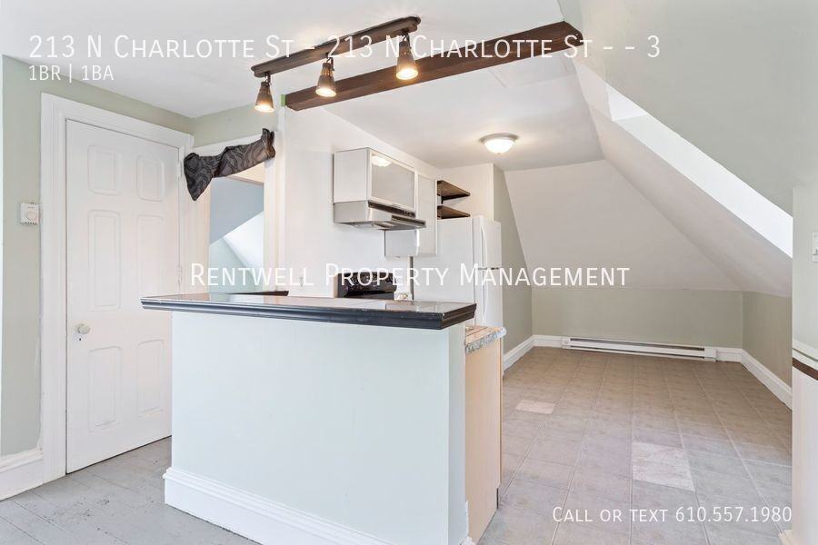 CHARLOTTE & #3 - Photo 7 of 15