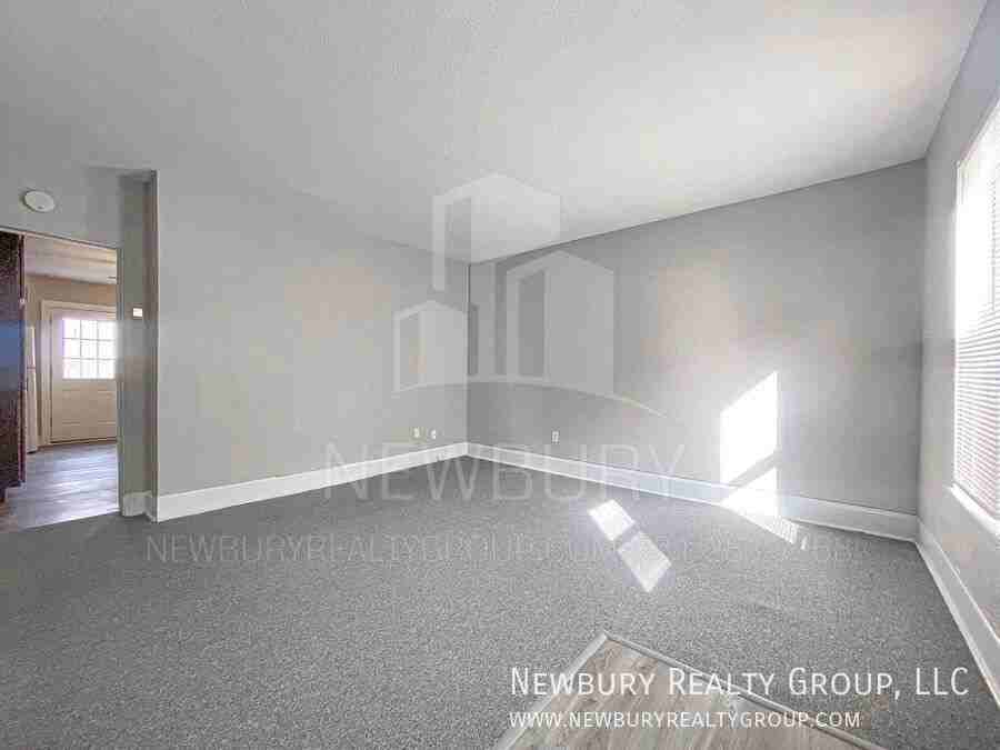 14 South St - Photo 3 of 33