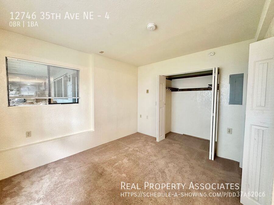 12746 35th Ave Ne #4 - Photo 3 of 15